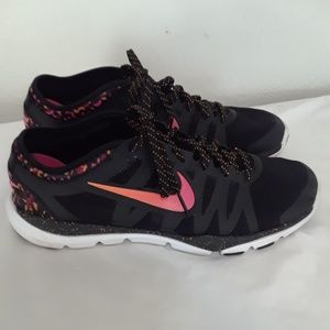NIKE Flex Supreme TR3 Women 10 Black/Oran